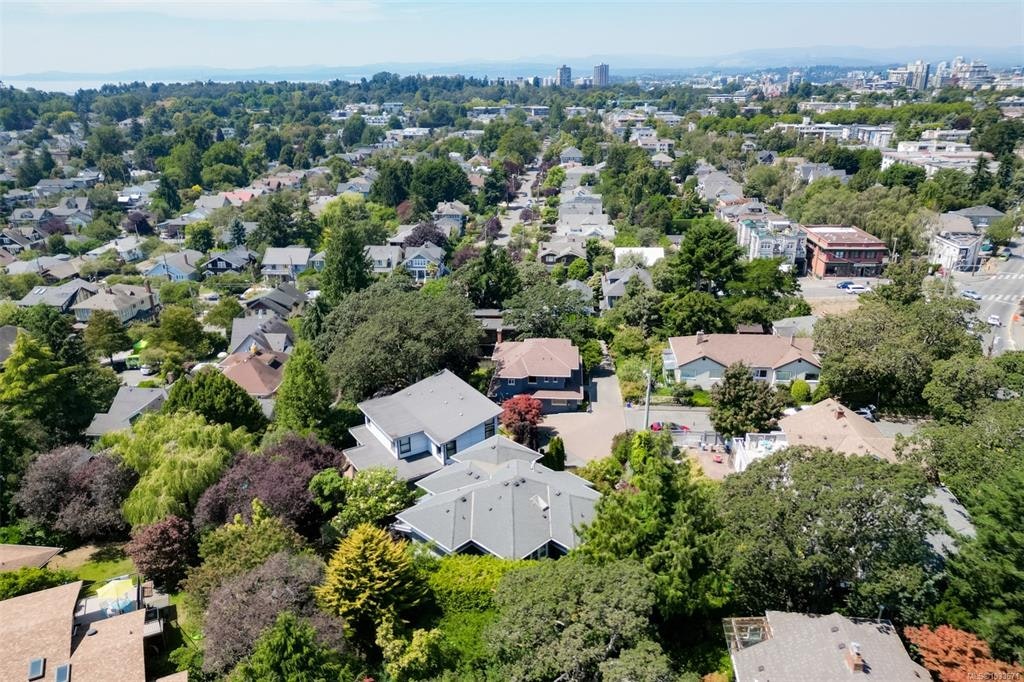 12 Briar Place, Victoria, BC, V8S 3J5 - 78