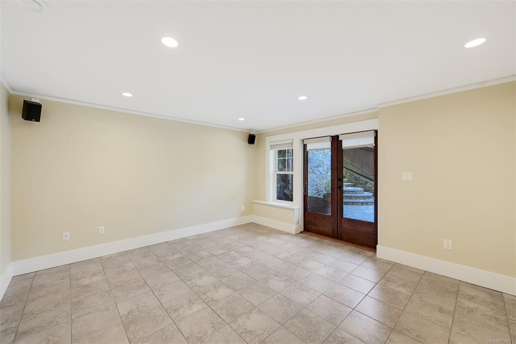 12 Briar Place, Victoria, BC, V8S 3J5 - 47