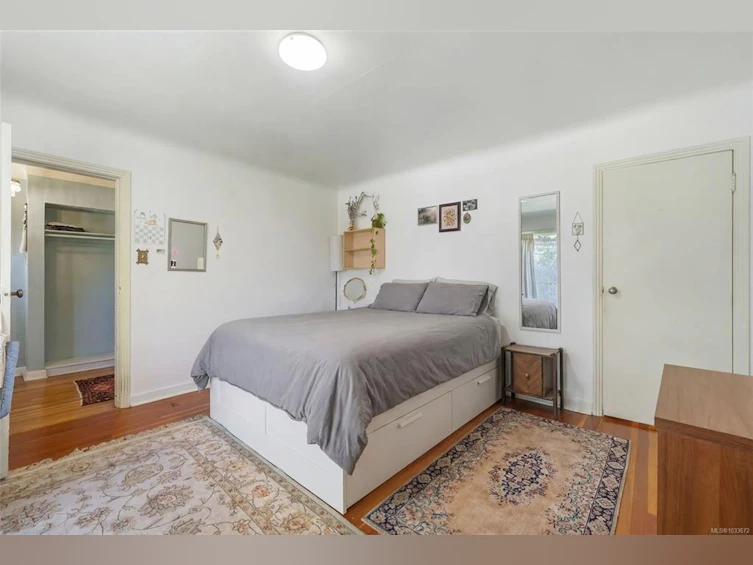 2895 Murray Drive, Saanich, BC, V9A 2S6 - 11