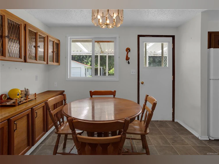 7937 Southwind Drive, Nanaimo, BC, V0R 2H0 - 10