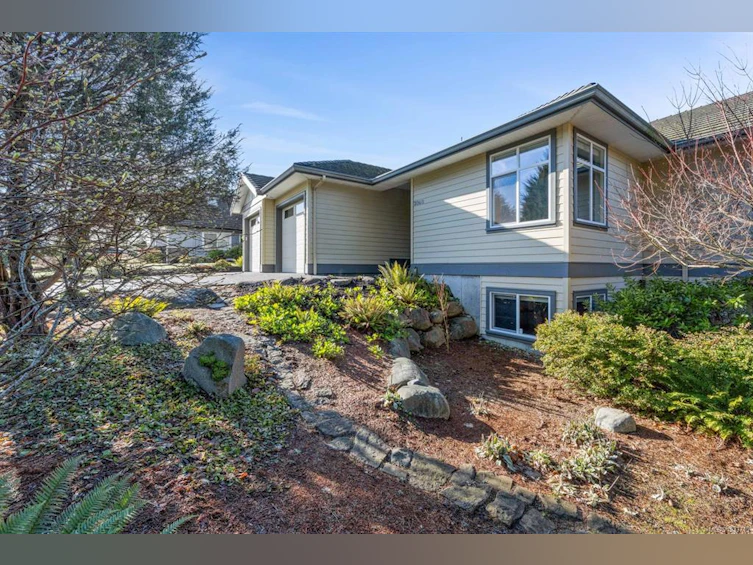 3363 Majestic Drive, Courtenay, BC, V9N 9X6 - 5