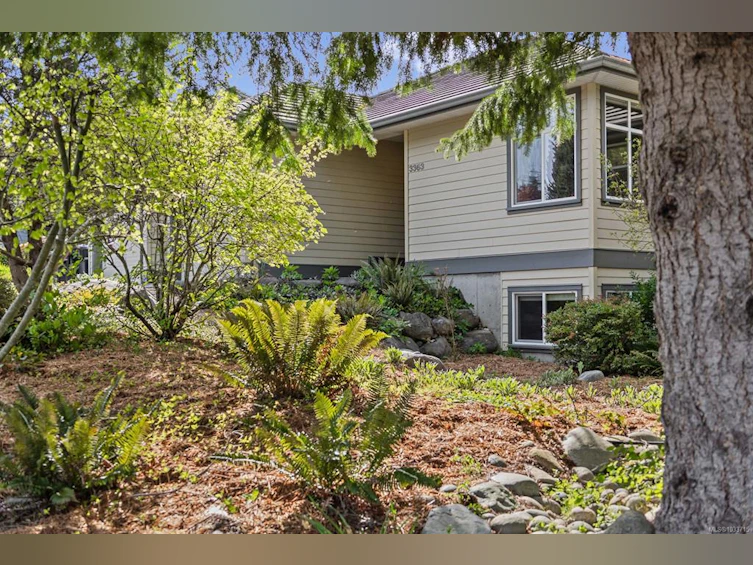 3363 Majestic Drive, Courtenay, BC, V9N 9X6 - 71