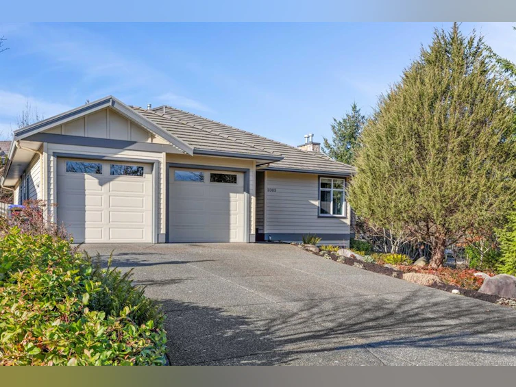 3363 Majestic Drive, Courtenay, BC, V9N 9X6 - 3
