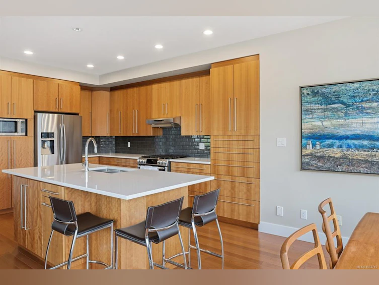 3363 Majestic Drive, Courtenay, BC, V9N 9X6 - 29