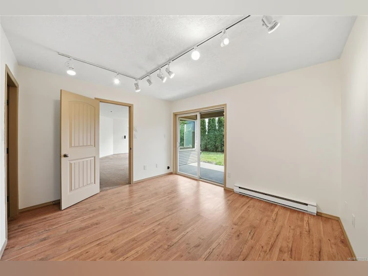 1758 Martini Way, Qualicum Beach, BC, V9K 2S3 - 29
