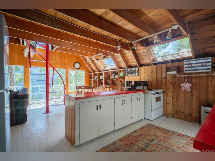 18600 Pacific Rim Highway, Port Alberni, BC, V9Y 8Z9 - 7