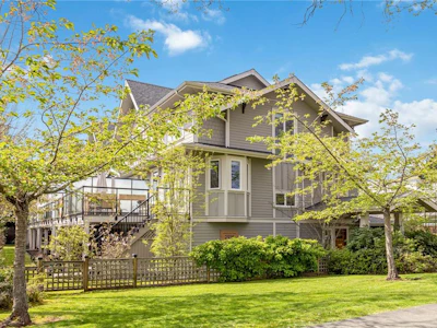 1-2918 Shelbourne Street - 3