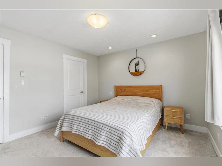 1-2918 Shelbourne Street, Victoria, BC, V8R 4M6 - 34