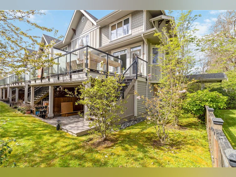 1-2918 Shelbourne Street, Victoria, BC, V8R 4M6 - 48