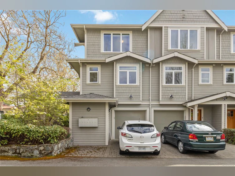 1-2918 Shelbourne Street, Victoria, BC, V8R 4M6 - 4