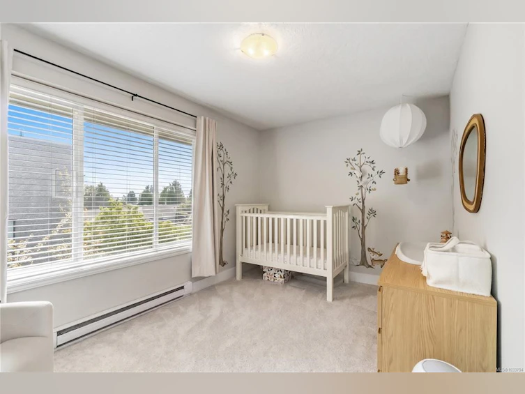 1-2918 Shelbourne Street, Victoria, BC, V8R 4M6 - 40