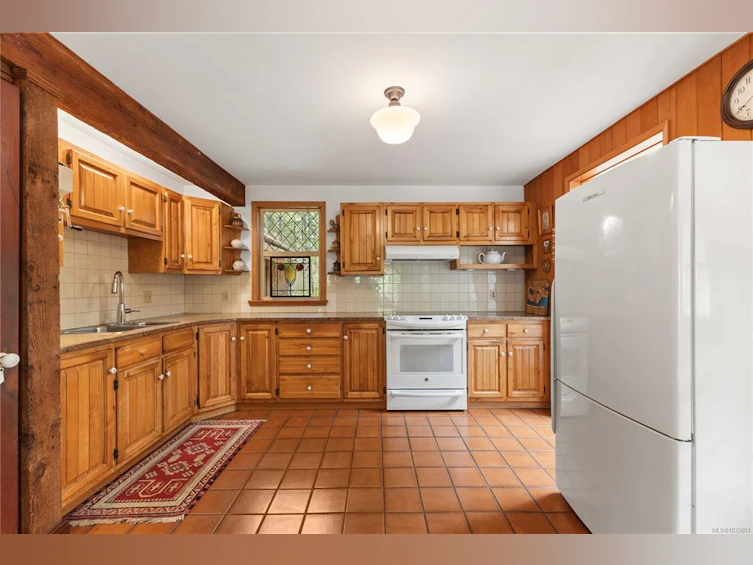 3856 Dohm Road, Black Creek, BC, V9J 1E7 - 10