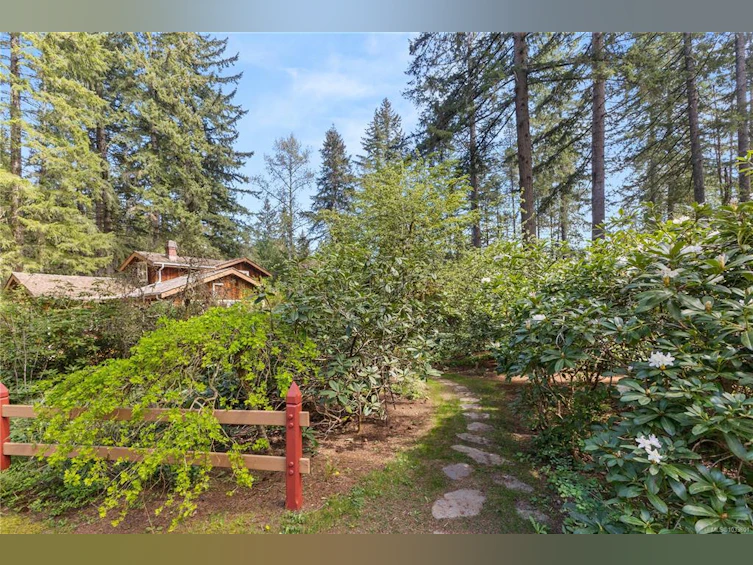 3856 Dohm Road, Black Creek, BC, V9J 1E7 - 35