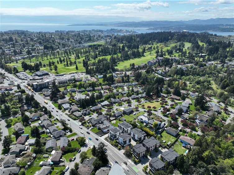 106-1083 Tillicum Road, Esquimalt, BC, V9V 7L7 - 37