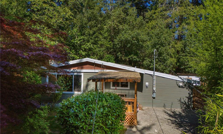5470 Arnhem Terrace
