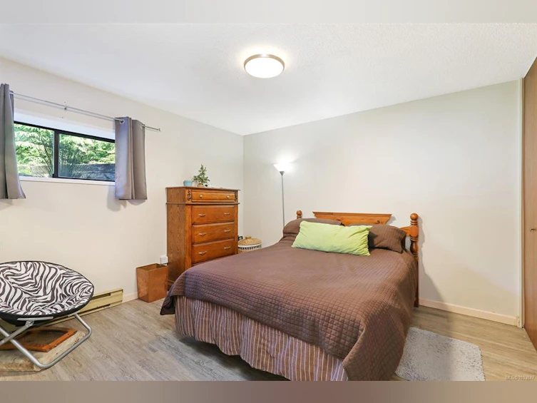 970 Mclean Road, Hilliers, BC, V9K 1Y3 - 27