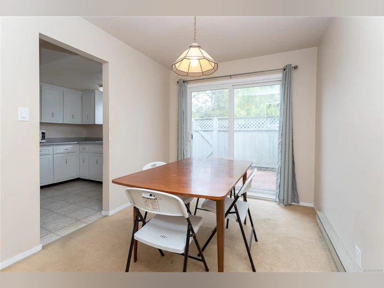 5-1040 Kenneth Street, Saanich, BC, V8X 3J5 - 6