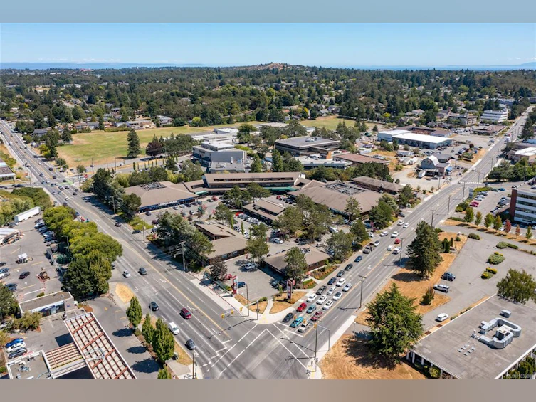 5-1040 Kenneth Street, Saanich, BC, V8X 3J5 - 25