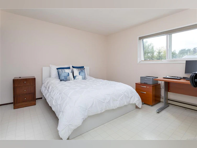5-1040 Kenneth Street, Saanich, BC, V8X 3J5 - 10