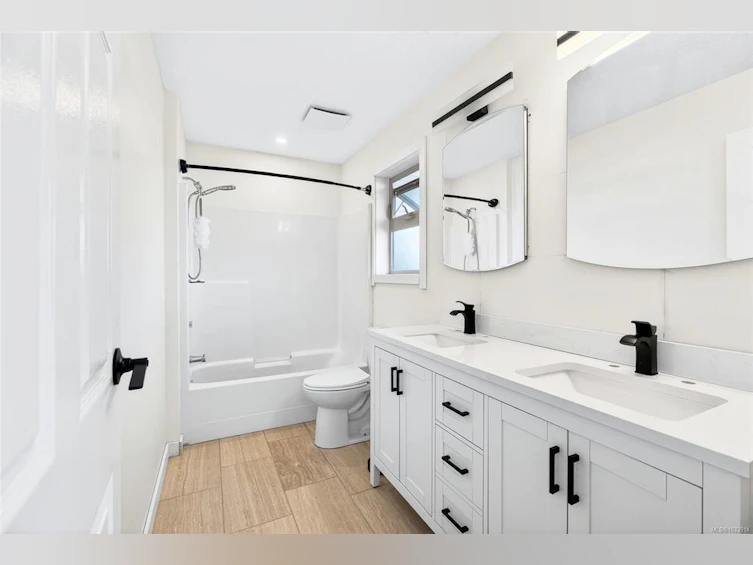 A-2259 Urquhart Avenue, Courtenay, BC, V9N 7S6 - 22