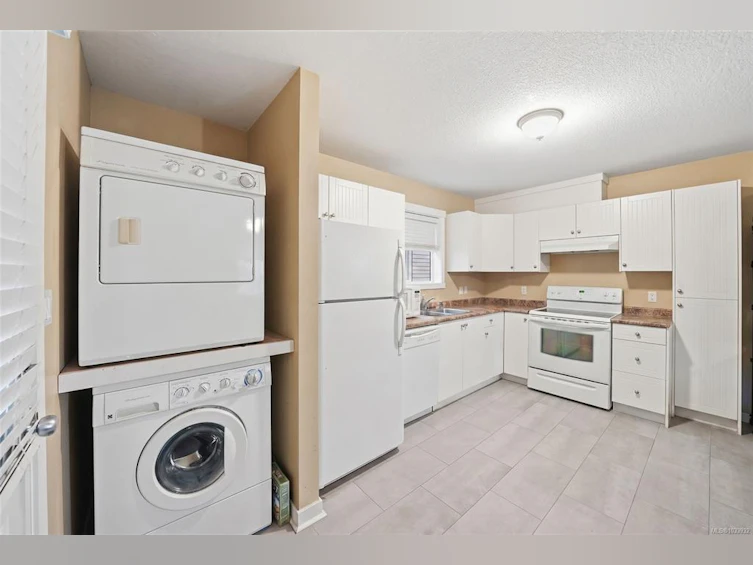 6085 Clayburn Place, Nanaimo, BC, V9V 1M6 - 26