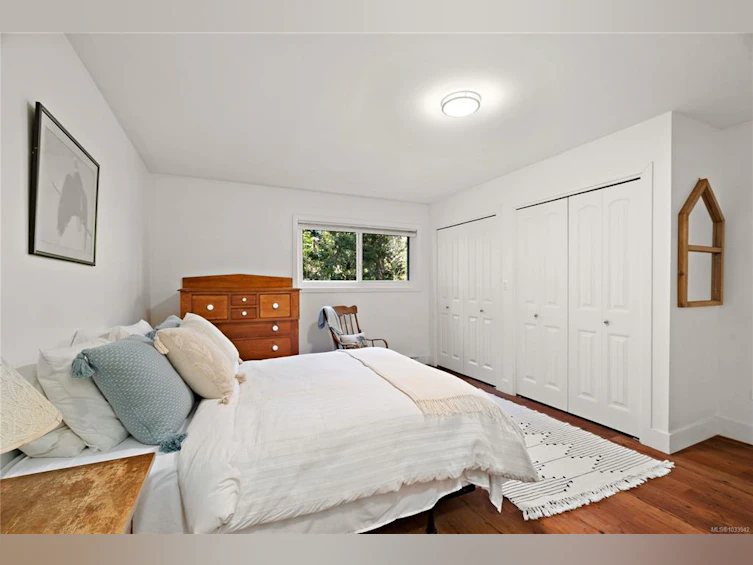 10851 Deep Cove Road, North Saanich, BC, V8L 5M5 - 22