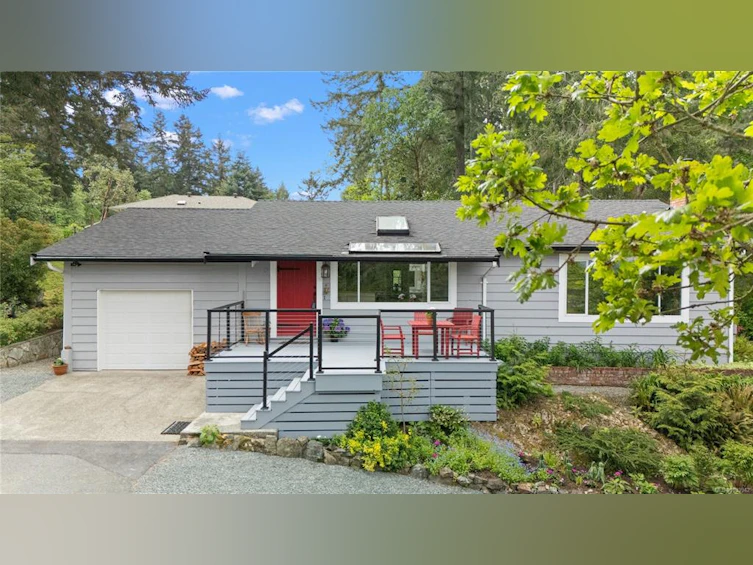 10851 Deep Cove Road, North Saanich, BC, V8L 5M5 - 31