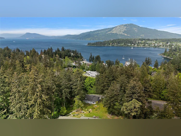 10851 Deep Cove Road, North Saanich, BC, V8L 5M5 - 9