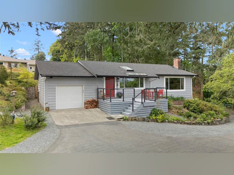 10851 Deep Cove Road, North Saanich, BC, V8L 5M5 - 32