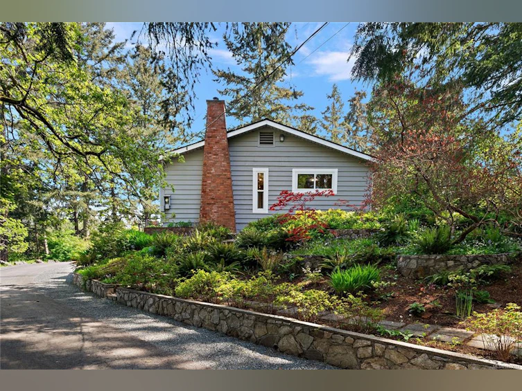 10851 Deep Cove Road, North Saanich, BC, V8L 5M5 - 19
