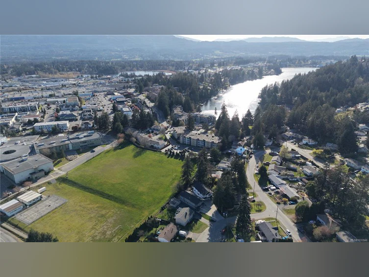 410 Diamond Boulevard, Nanaimo, BC, V9T 2R7 - 12