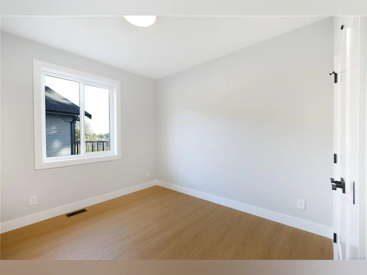 410 Diamond Boulevard, Nanaimo, BC, V9T 2R7 - 19