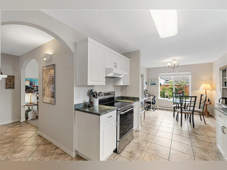 300 Church Road, Parksville, BC, V9P 2T8 - 13