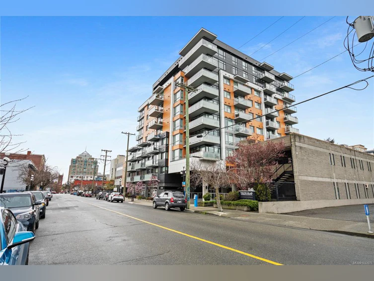 305-838 Broughton Street, Victoria, BC, V8W 1E4