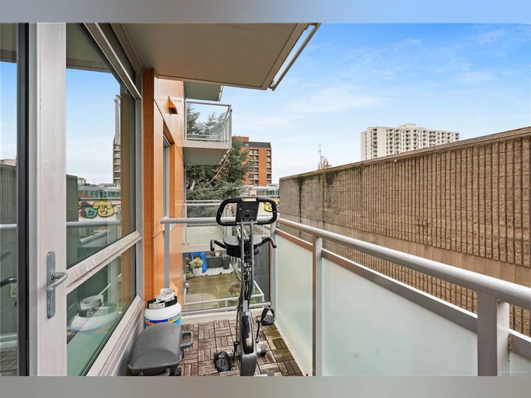 305-838 Broughton Street, Victoria, BC, V8W 1E4 - 18