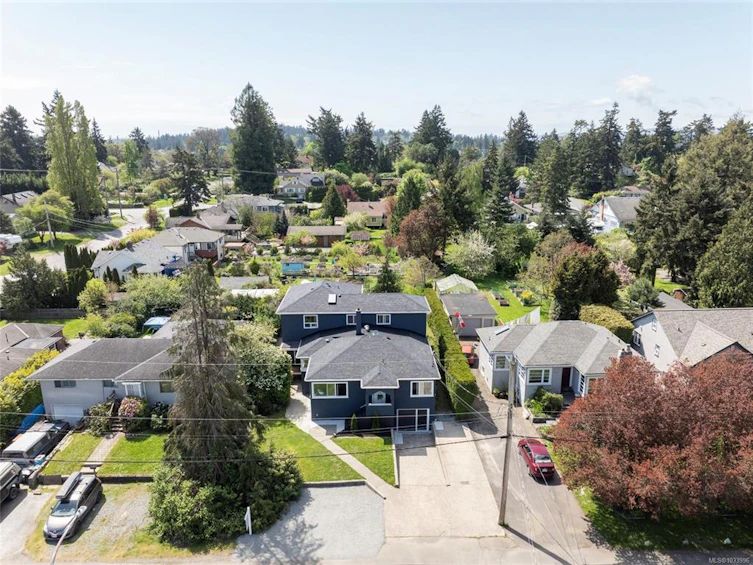 715 Middleton Street, Saanich, BC, V9A 2E1 - 52