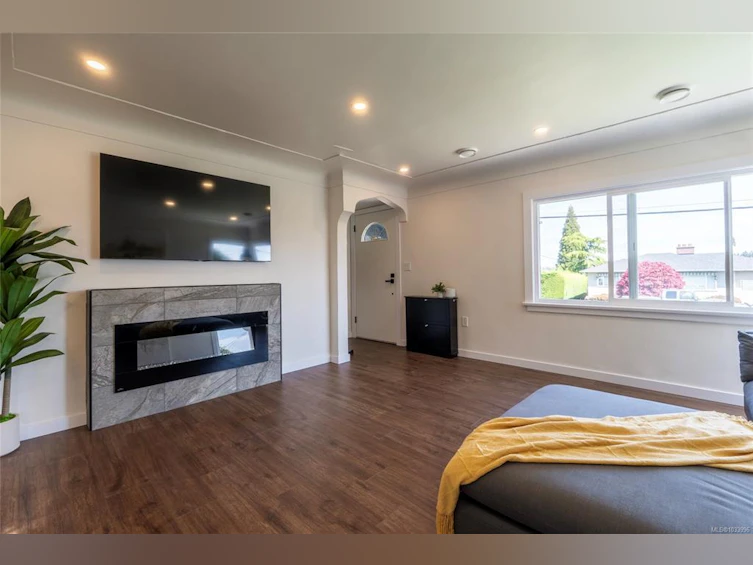 715 Middleton Street, Saanich, BC, V9A 2E1 - 20