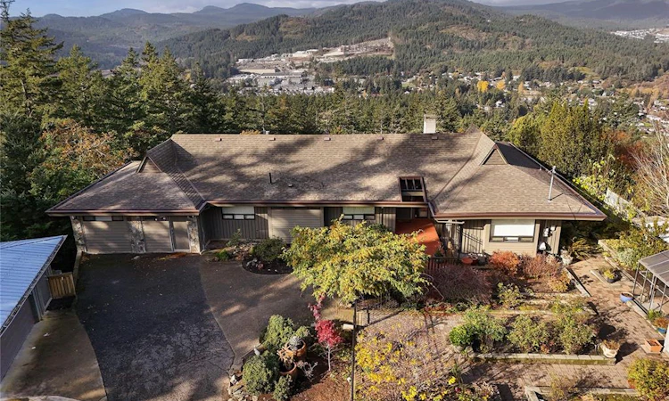 754 Walfred Road