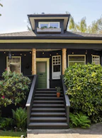 1163 Chapman Street