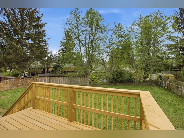 953 Poplar Way, Hilliers, BC, V9K 1T5 - 39