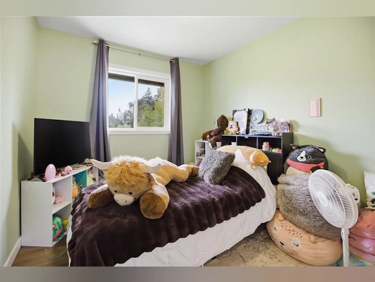 953 Poplar Way, Hilliers, BC, V9K 1T5 - 14