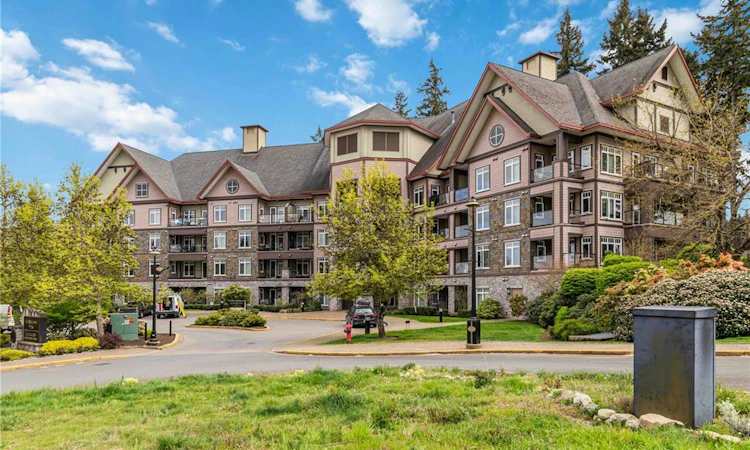203-1395 Bear Mountain Pkwy