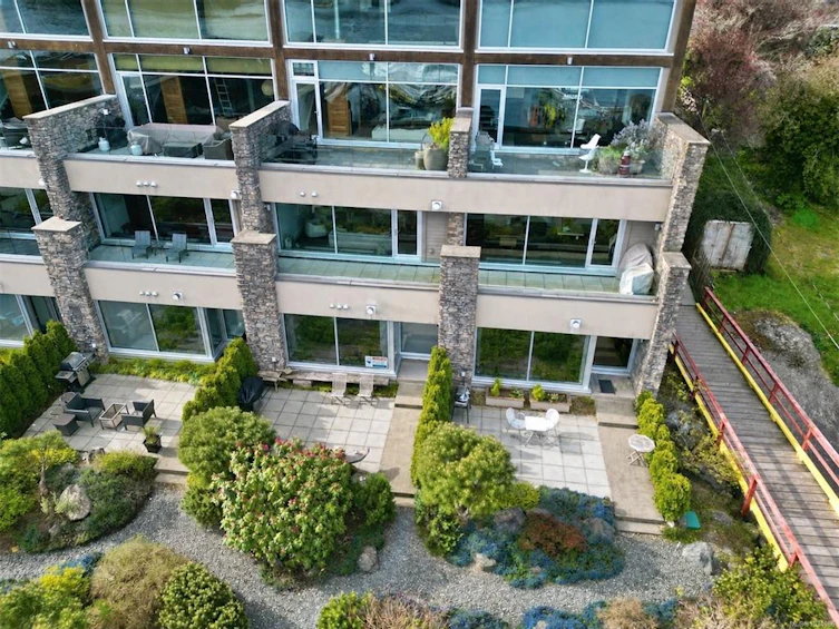 101-368 Main Street, Tofino, BC, V0R 2Z0 - 20