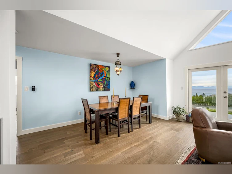6481 Eagles Drive, Courtenay, BC, V9J 1V4 - 5