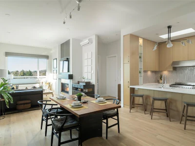 PH5-2285 Bowker Avenue - 4
