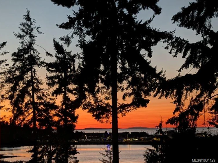 863 Cavin Road, French Creek, BC, V9P 1Z9 - 30