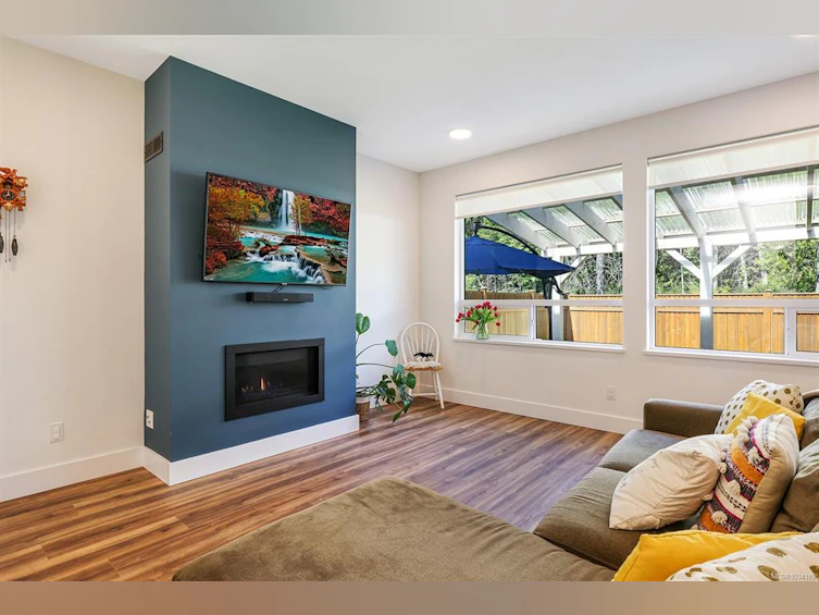 2732 Maple Street, Cumberland, BC, V0R 1S0 - 12