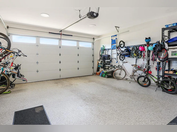 2732 Maple Street, Cumberland, BC, V0R 1S0 - 25