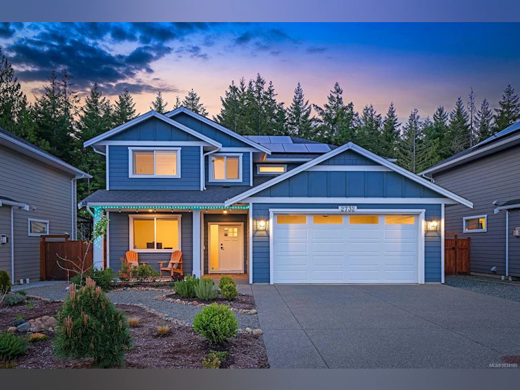 2732 Maple Street, Cumberland, BC, V0R 1S0