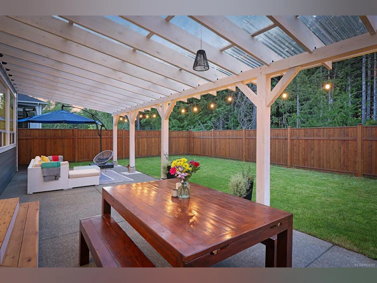 2732 Maple Street, Cumberland, BC, V0R 1S0 - 26